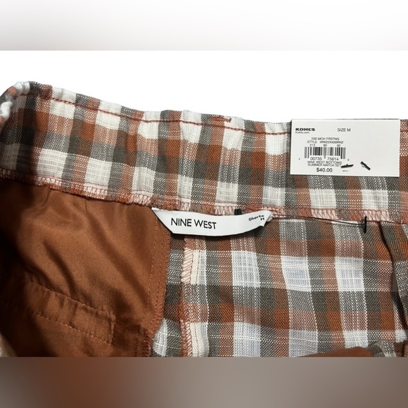 Nine West High Rise Lightweight Gingham Plaid
Preppy Shorts New Nwt Size medium - Picture 5 of 11